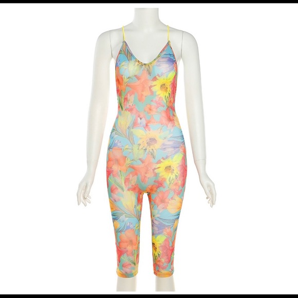 “FLOWER POWER” floral jumpsuit - Picture 4 of 7